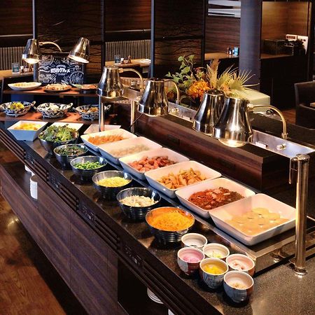 Hotel Mystays Shin Osaka Conference Center Kültér fotó